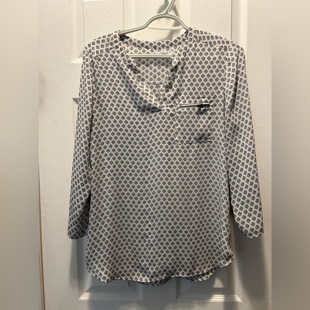 Maurice’s blouse small